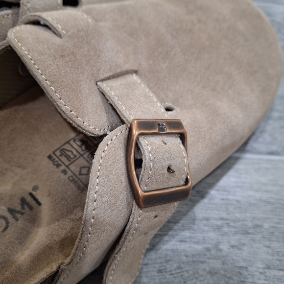 Kidmi Clogs - Picture 7 of 8